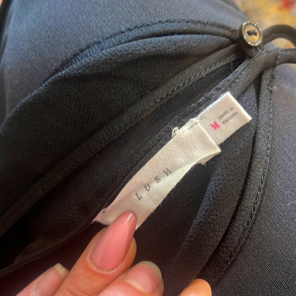 Lush Black Tiered Halter Top w/ Racerback - M - Picture 4 of 4